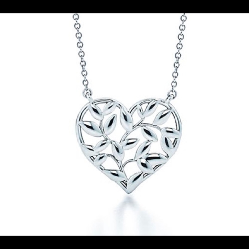 Tiffany & Co. Paloma Picasso Olive Leaf Heart